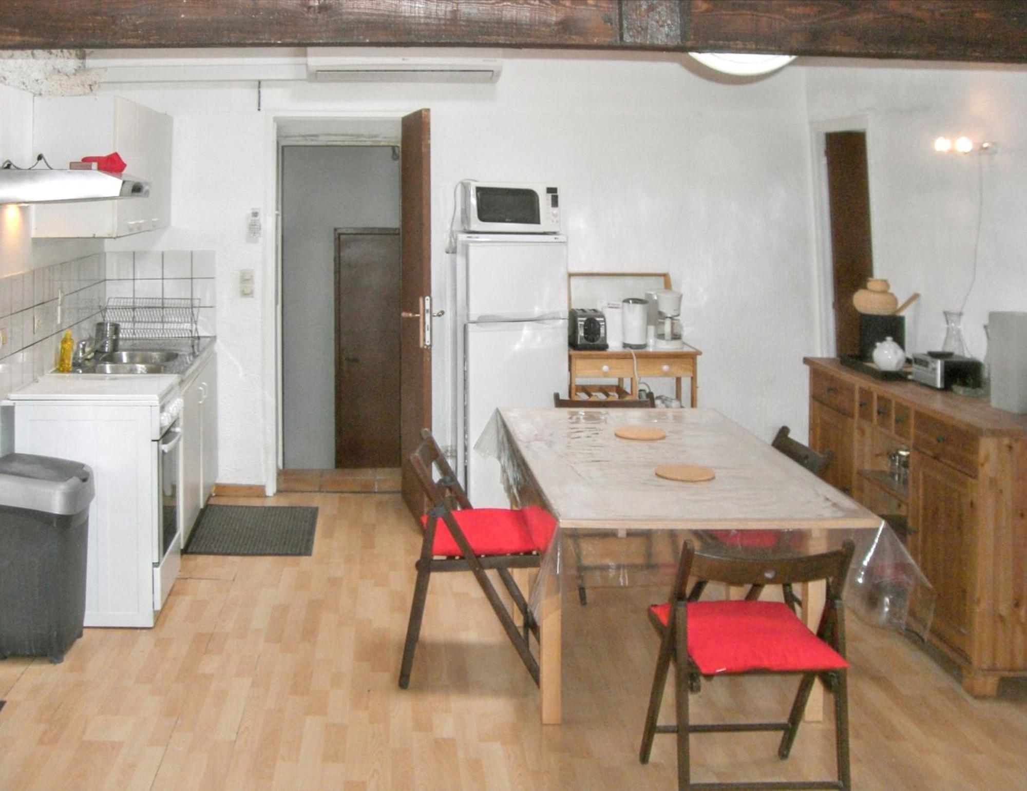 Maison Charmante Avec Terrasse Et Jardin A Noves Buitenkant foto
